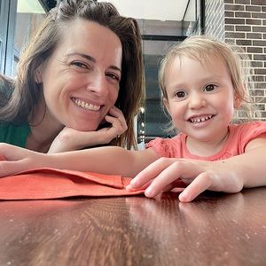 Meet your Posher, Mara